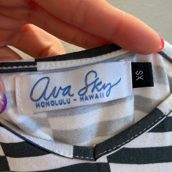 AVA SKY dress - Picture 3 of 3